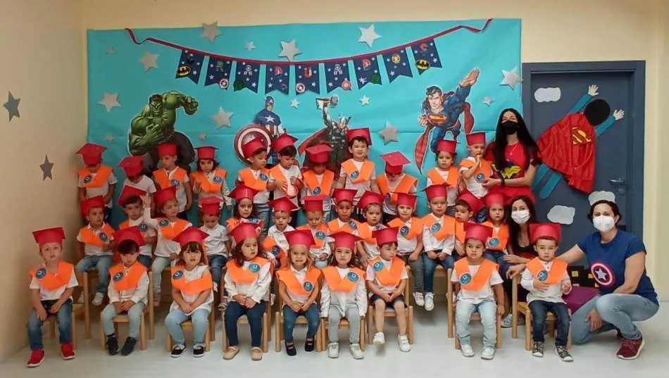 Los ‘Superhéroes’ de la Escuela Infantil festejan su graduación  