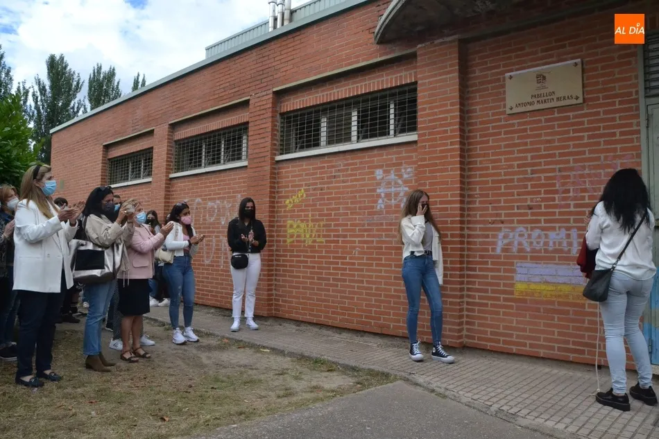 Foto 4 - El IES Fray Diego rinde tributo a Antonio Mart&iacute;n Heras bautizando con su nombre el Pabell&oacute;n del...