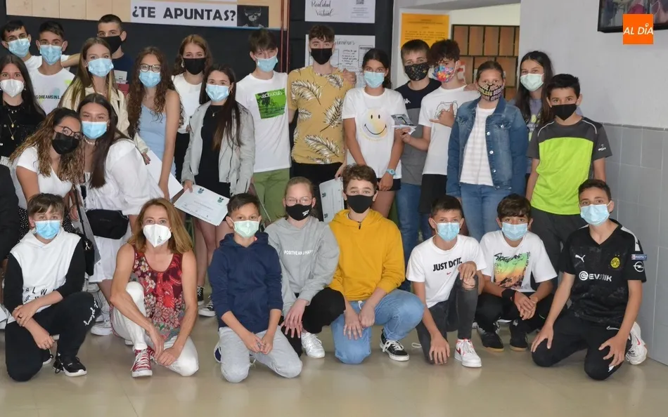 Foto 3 - El IES Tierra de Ciudad Rodrigo grad&uacute;a a una nueva generaci&oacute;n British  