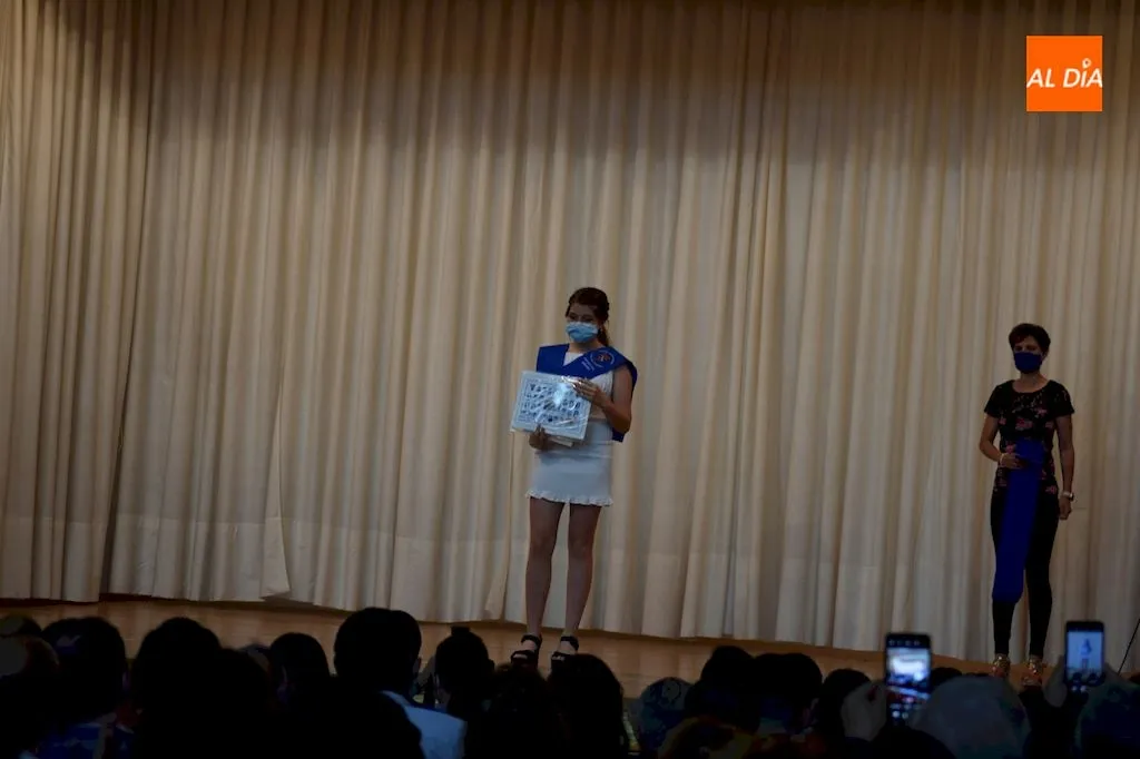 Foto 11 - Los alumnos de 4&ordm; de ESO se despiden del Colegio Santa Isabel