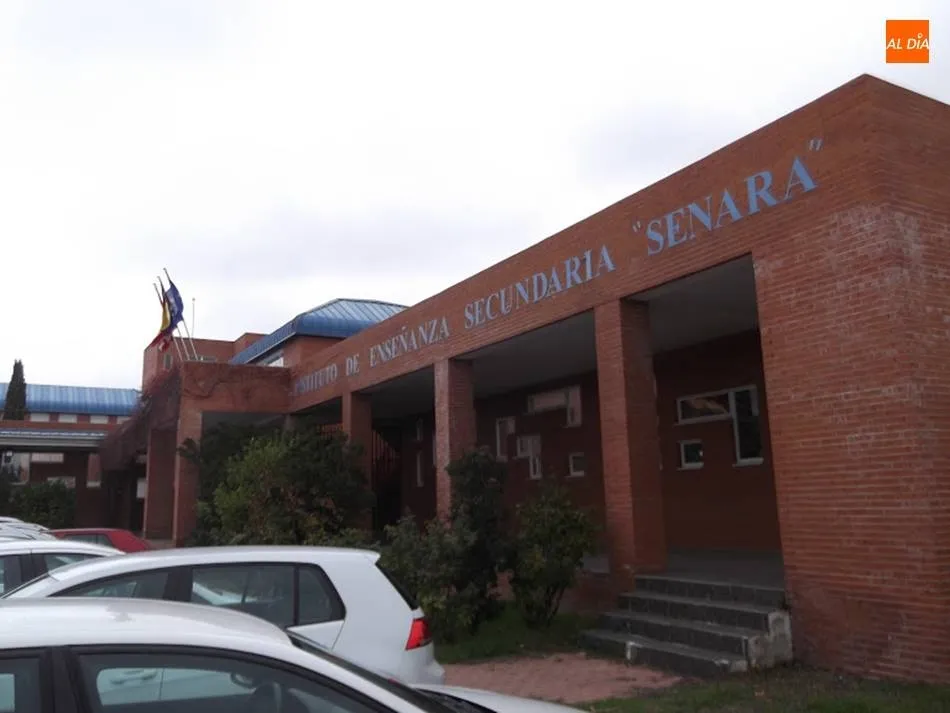 Tres ayuntamientos ayudan en la compra de purificadores para el instituto