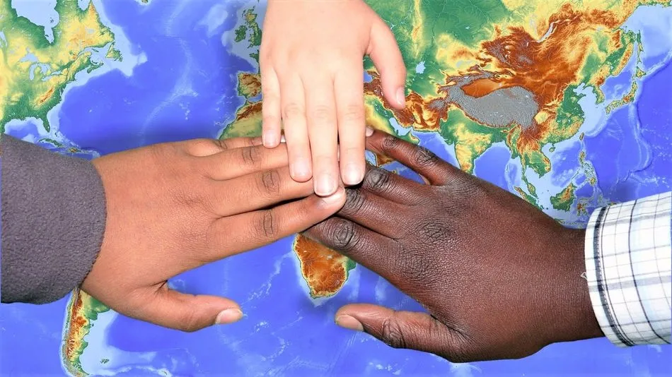 Un curso de verano de la Universidad de León analizará cómo comunicar con personas de otras...