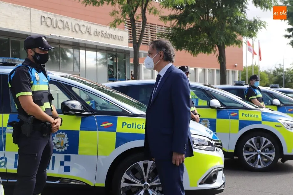 Foto 6 - La Polic&iacute;a Local mejora sus equipamientos con 30 nuevos veh&iacute;culos