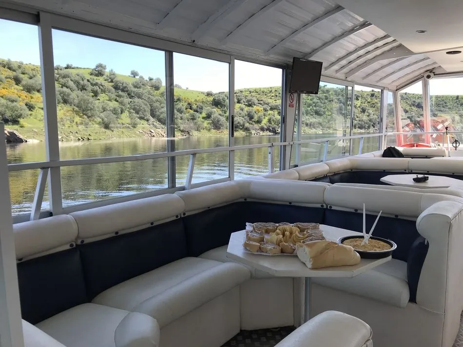 Foto 2 - Cruceros por el Tajo, &iexcl;a menos de 2 horas de Salamanca!  