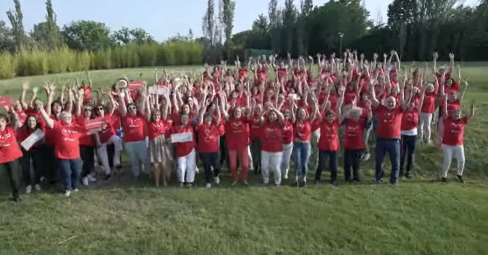 Una enfermera salmantina protagoniza el primer lipdub para dar a conocer el papel de las...