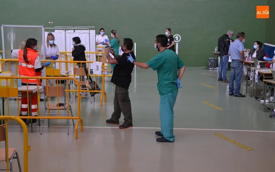 Semana grande en la lucha contra el coronavirus con hasta 3 sesiones masivas de vacunación  