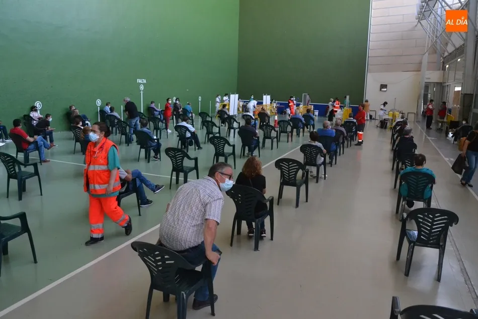 Foto 4 - Semana grande en la lucha contra el coronavirus con hasta 3 sesiones masivas de vacunaci&oacute;n  