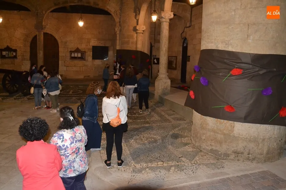 Foto 8 - Ciudad Rodrigo celebra la Noche de San Juan con una ruta por el centro hist&oacute;rico  
