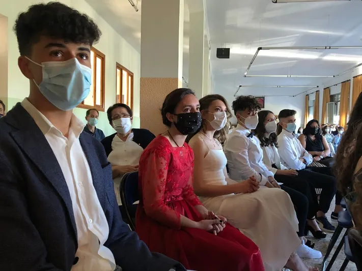Foto 6 - El Colegio de la Encarnaci&oacute;n celebra una sentida graduaci&oacute;n de sus alumnos de 4&ordm; de la ESO