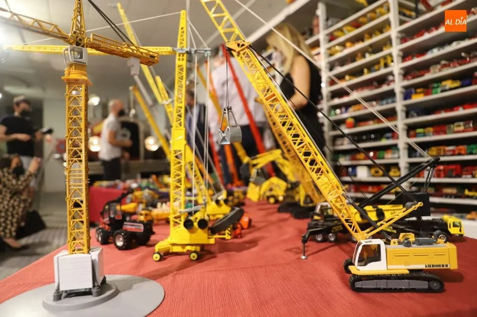 Foto 6 - El Museo de Historia de la Automoci&oacute;n incrementa sus fondos con m&aacute;s de 1.500 miniaturas de...