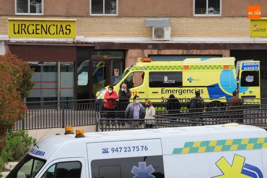 Foto de archivo de la entrada del Servicio de Urgencias del Clínico
