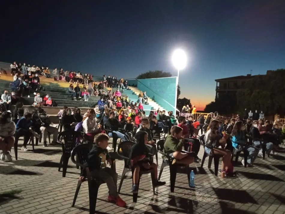 Foto 6 - Los vecinos de Terradillos disfrutan de la noche m&aacute;gica de San Juan&nbsp;