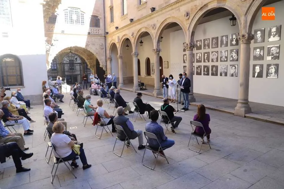 Foto 11 - La muestra &lsquo;Po&eacute;ticas de Salamanca&rsquo; rinde homenaje a la provincia