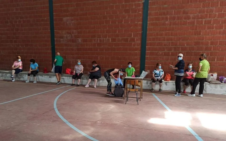 Foto 4 - Un total de 17 personas participan en Cabeza del Caballo en el programa &lsquo;Depende de ti&rsquo;  