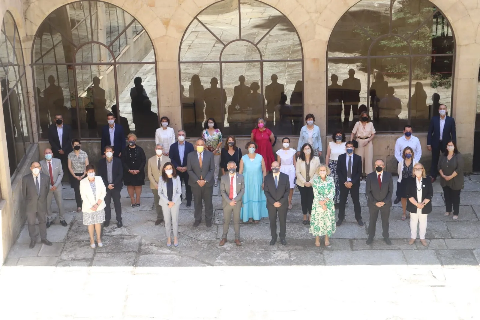 Foto 2 - La USAL entrega los 'Premios a la trayectoria de excelencia en la docencia Gloria Begu&eacute;'&nbsp;