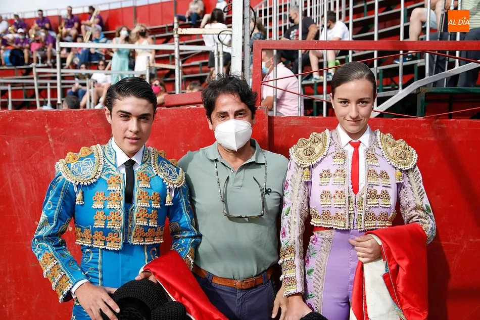 Foto 8 - Raquel Mart&iacute;n y Jarocho, a hombros en Carrascal de Barregas