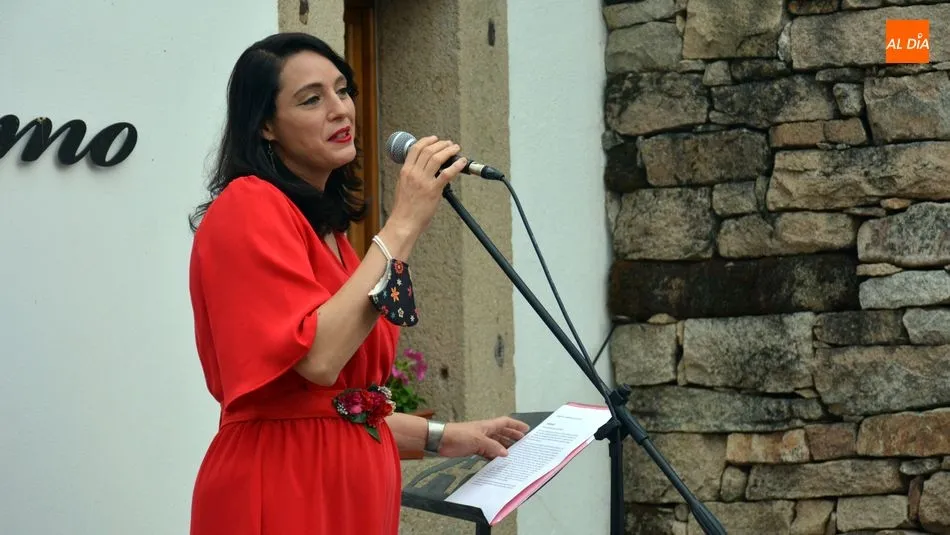 Foto 5 - Encuentro de la literatura y la m&uacute;sica en la gala de entrega de los premios del certamen Carmen...