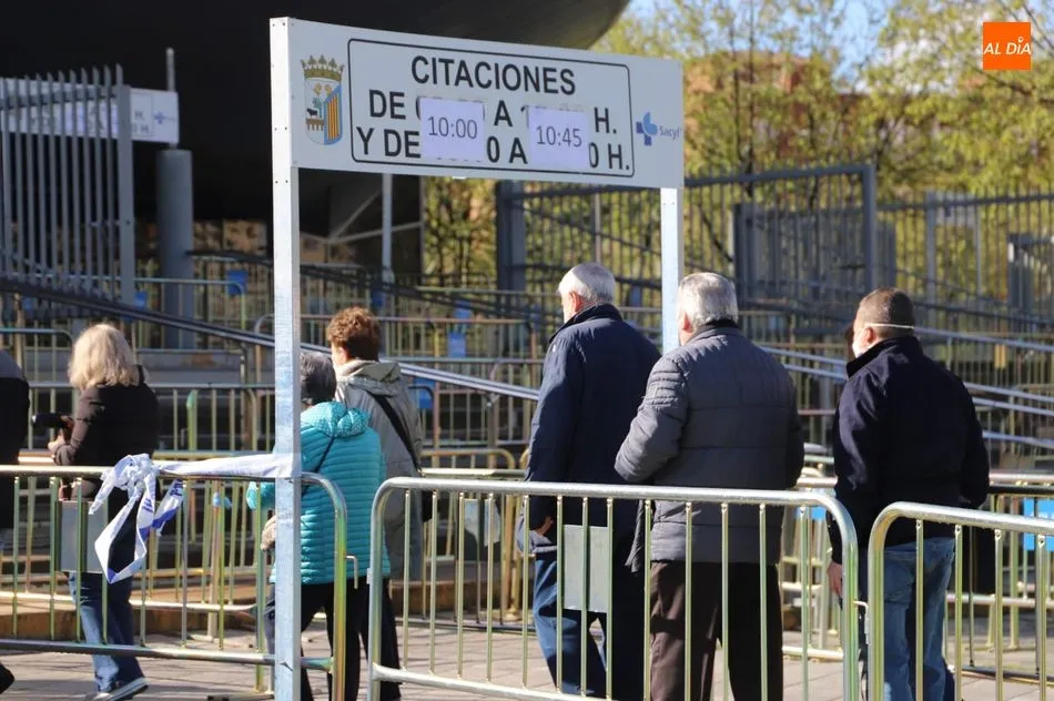 Castilla y León superará en pocos días la cifra del millón de personas inmunizadas con pauta...