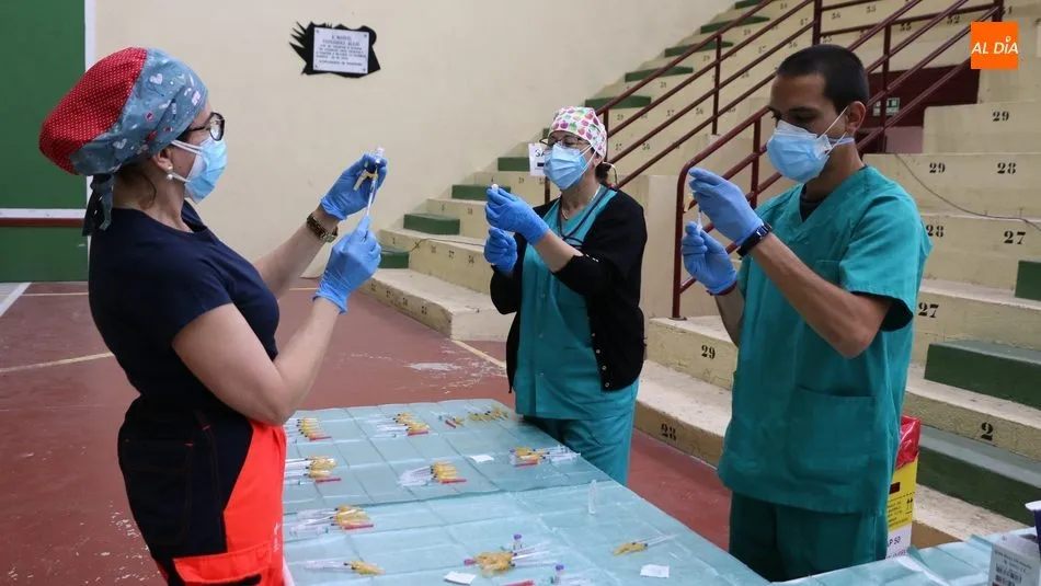 El comienzo de la vacunación será a las 9.40 horas con los nacidos en 1956