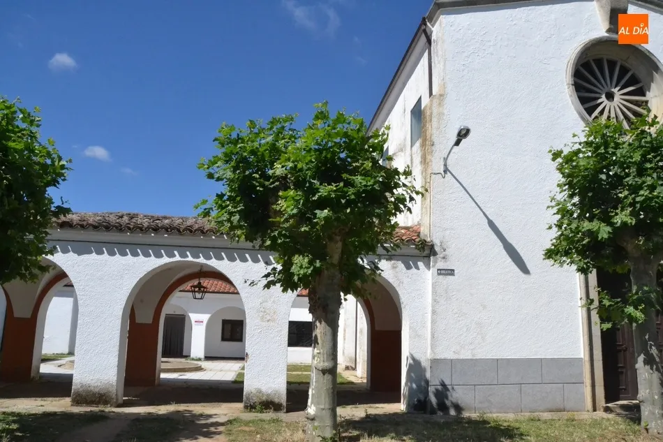 Foto 2 - Las casas parroquiales de &Aacute;gueda y Aldea del Obispo se transforman en viviendas de alquiler social ...