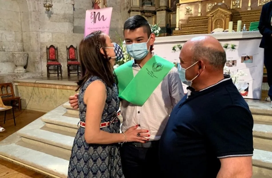 Foto 2 - Los alumnos de 4&ordm; de la ESO de Misioneras-Santa Teresa cierran su etapa en el centro  