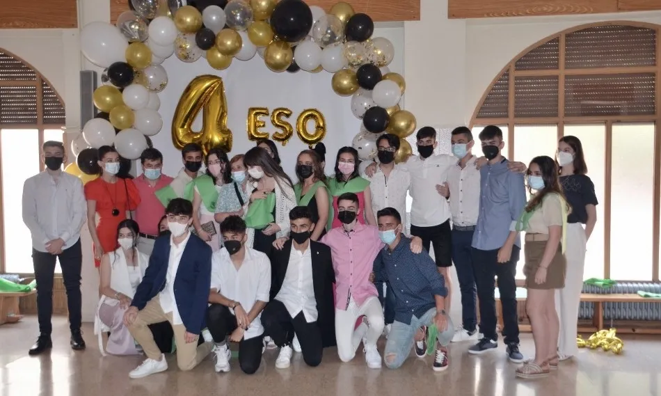 Foto 7 - Los alumnos de 4&ordm; de la ESO de Misioneras-Santa Teresa cierran su etapa en el centro  