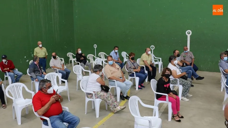Foto 5 - Golpe importante a la COVID-19 tras la vacunaci&oacute;n completa de casi un millar de personas...