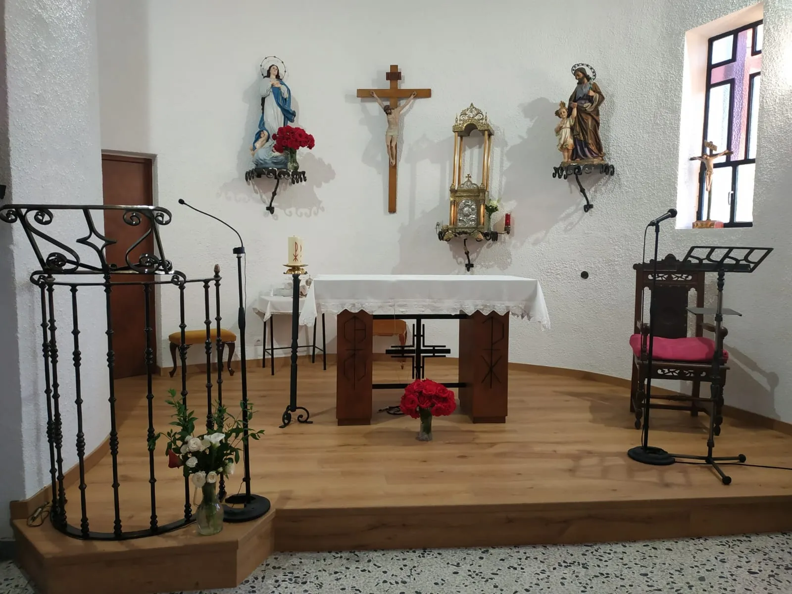 Foto 2 - Amatos de Alba culmina la obra de restauraci&oacute;n y adaptaci&oacute;n de la iglesia parroquial