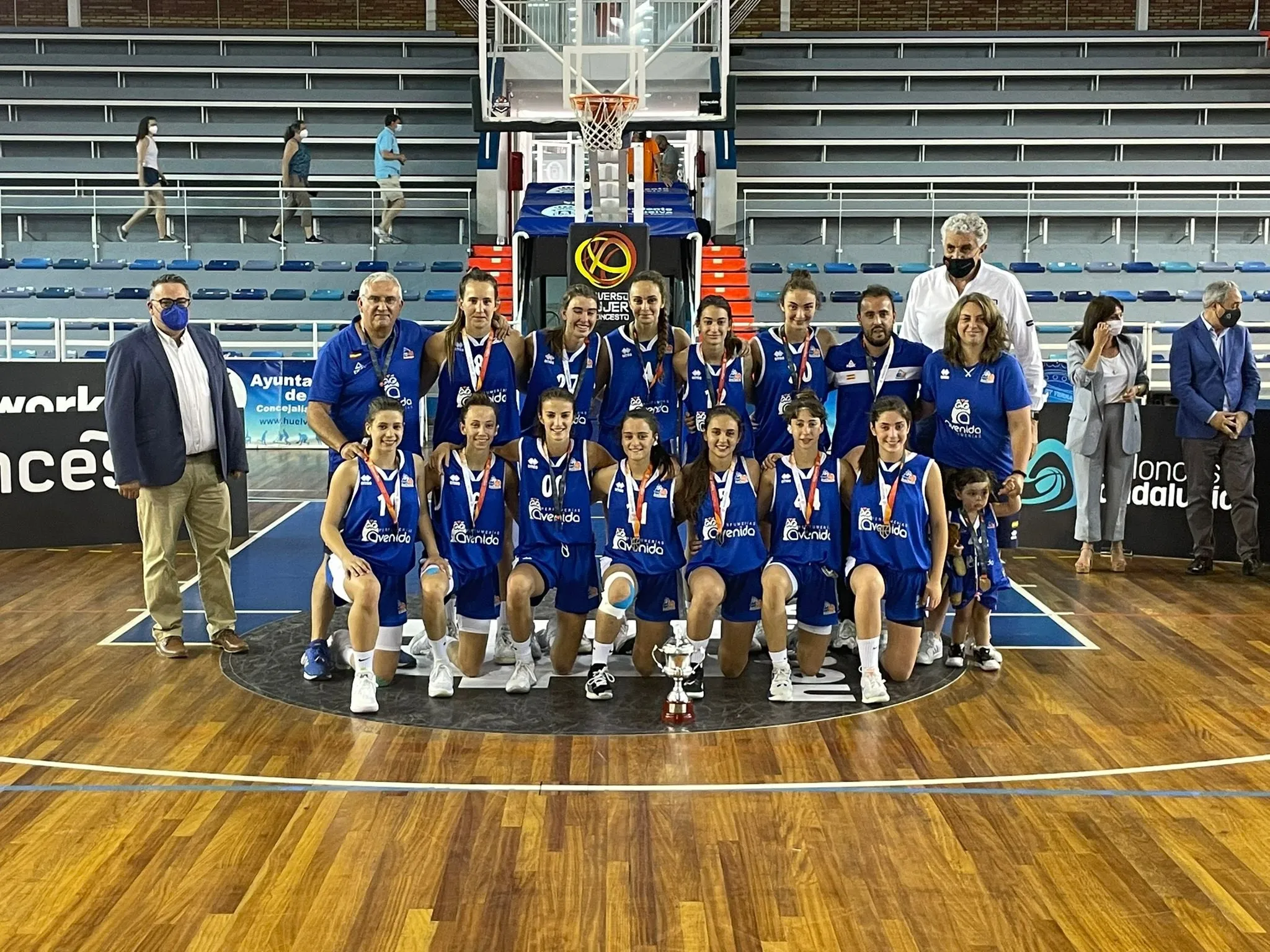 El junior, sobre la pista / CB Avenida