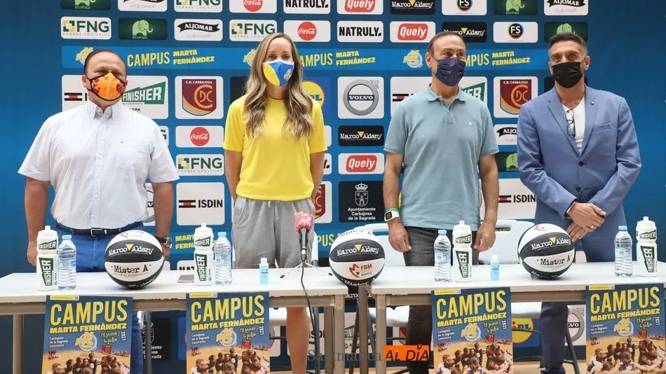 Varios representantes del Campus, en el acto / Lydia González