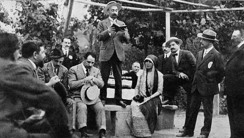 Jacinto Benavente recita en La Flecha