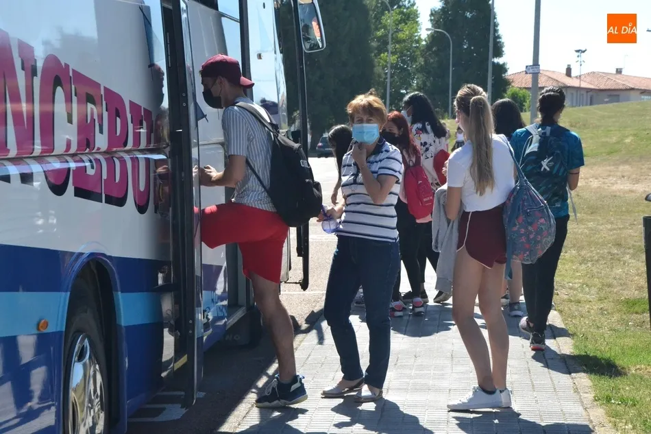 Foto 3 - C&aacute;ritas se marcha de campamento con sobresalto en la salida por culpa de la pandemia  