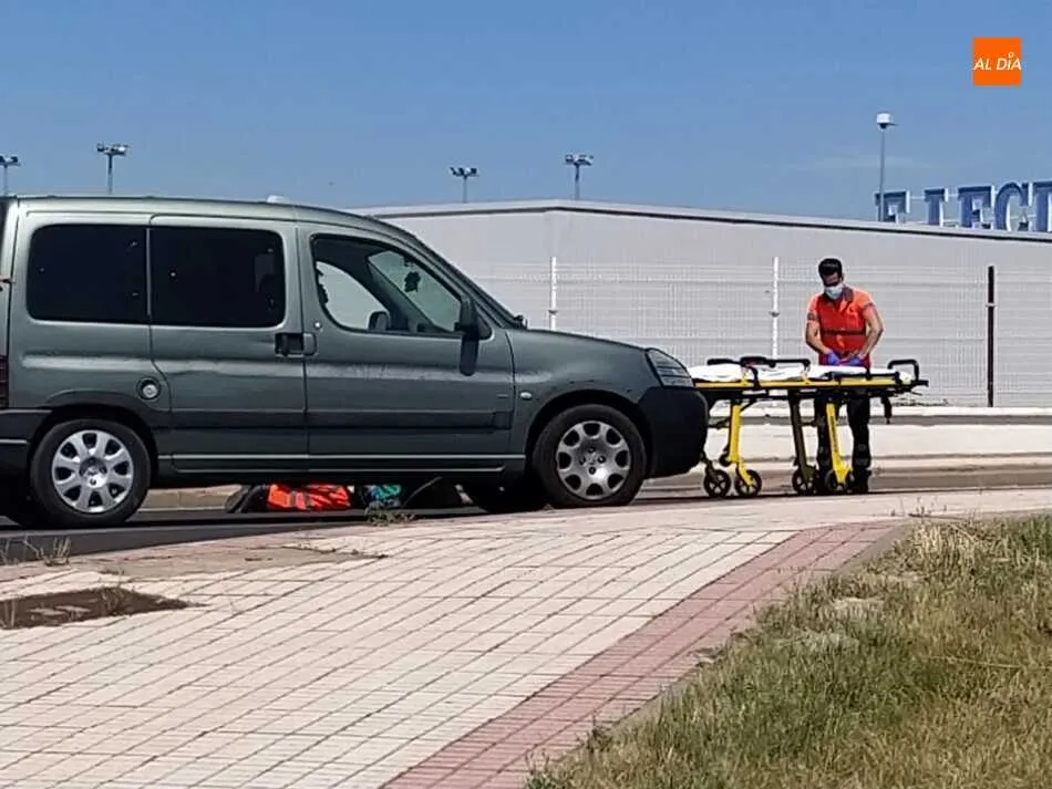 Foto 5 - Herido un motorista tras colisionar con un veh&iacute;culo junto a la gasolinera de E.Leclerc&nbsp;