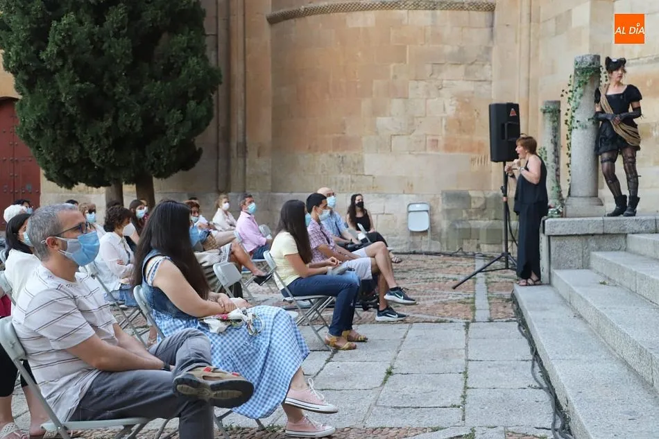 Foto 11 - Intrusi&oacute;n Teatro lleva al p&uacute;blico del Patio Chico a un incierto futuro con &lsquo;T&uacute;neles&rsquo;
