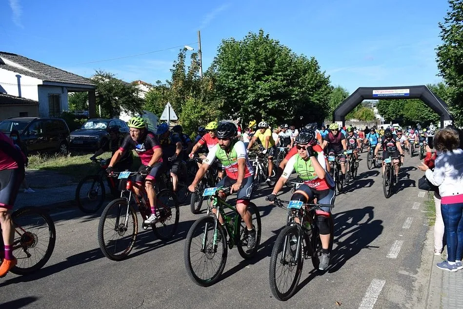David López Gomez y Rosa Moles Alvaro se imponen en un multitudinario Desafío Fuenterrico BTT