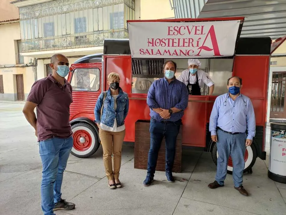 La Escuela de Hostelería de Salamanca visita Guijuelo