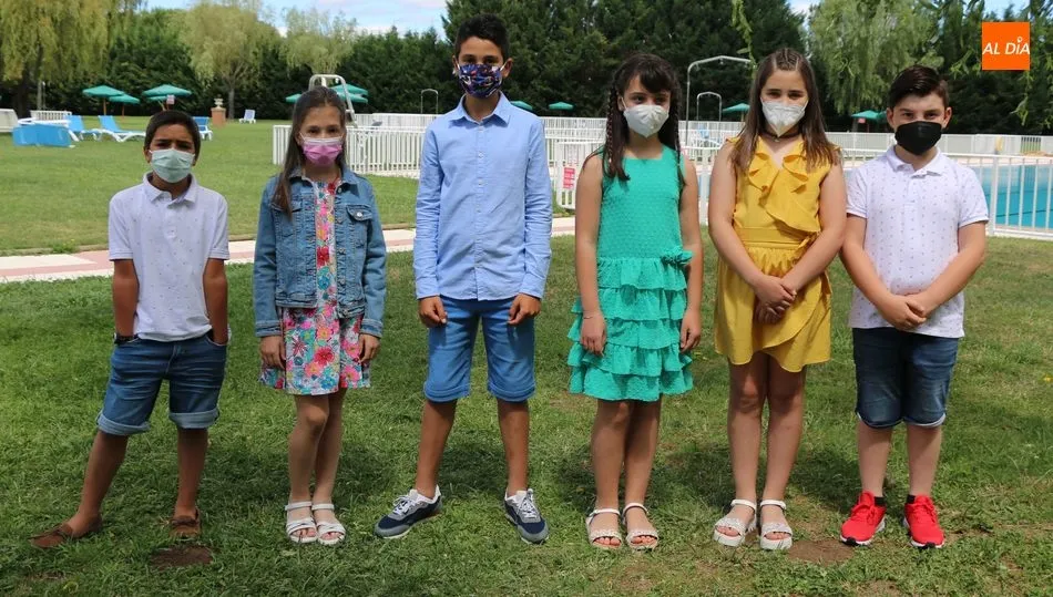 Corte de Honor infantil al completo / CORRAL