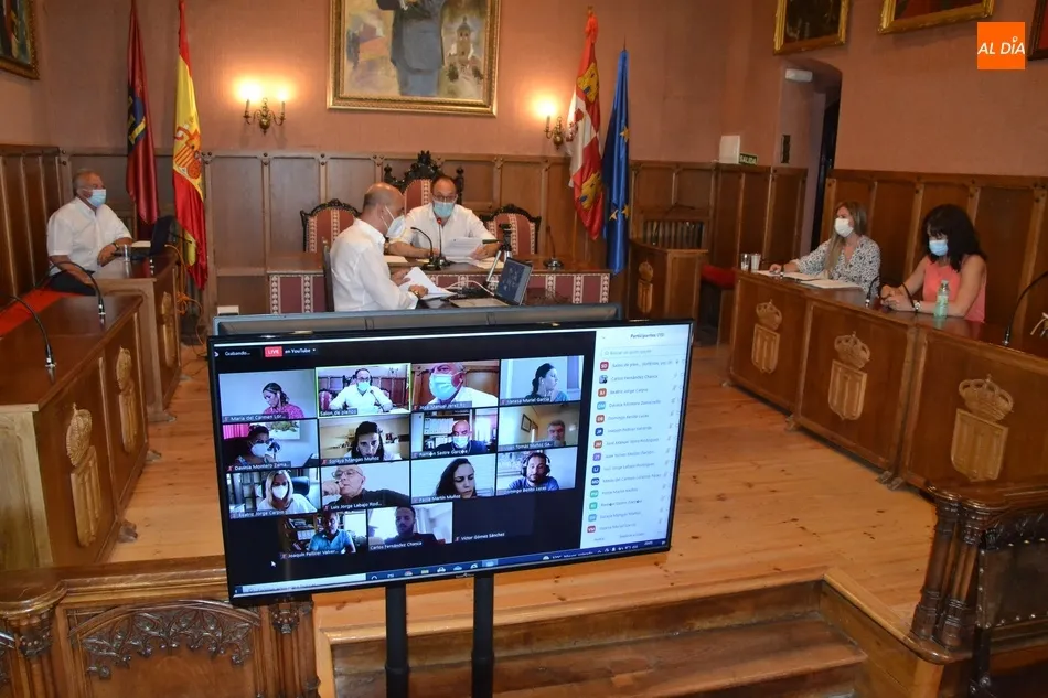 La AECC y la Asociación de Diabetes tienen que abandonar el antiguo Centro de Salud ante su...