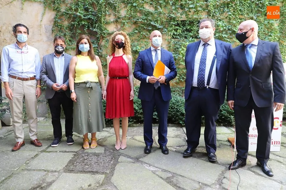 Reunión mantenida entre Cámara de Comercio, Junta y Ayuntamiento de Salamanca - Lydia González