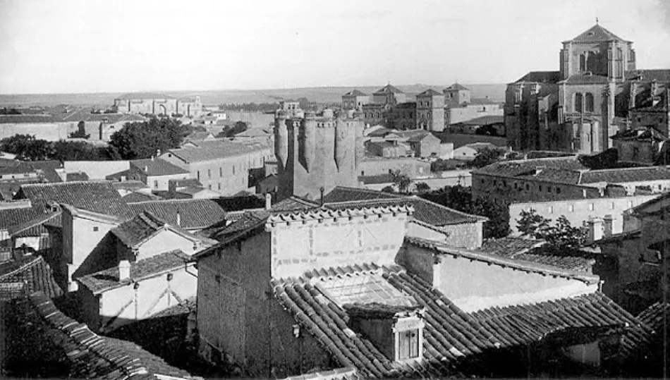 Salamanca, desde la calle san Pablo a principios del siglo XX