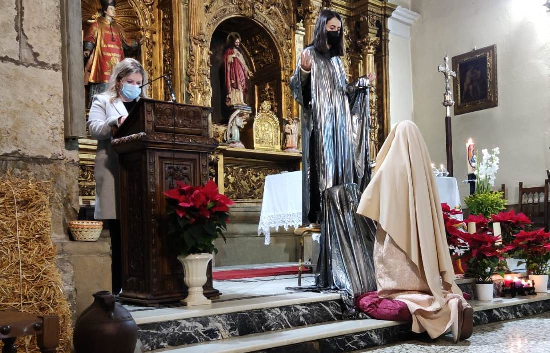 Intensa Misa del Gallo en la Parroquia de San Andrés