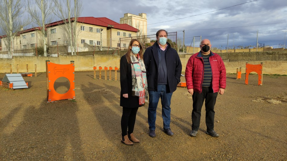 Guijuelo inaugura su nuevo parque canino
