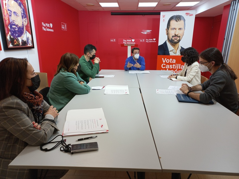 El PSOE comparte con INNOVA propuestas para mejorar la investigación científica en la Comunidad