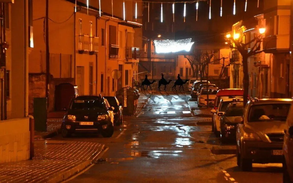 Foto 4 - Cazados los Reyes Magos en plena noche de trabajo por Ciudad Rodrigo