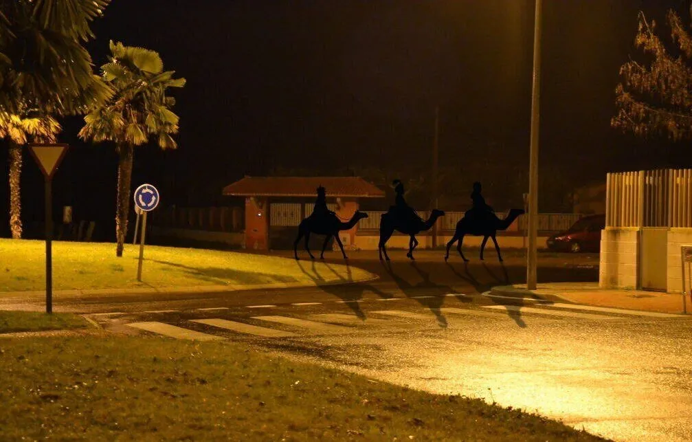 Foto 2 - Cazados los Reyes Magos en plena noche de trabajo por Ciudad Rodrigo