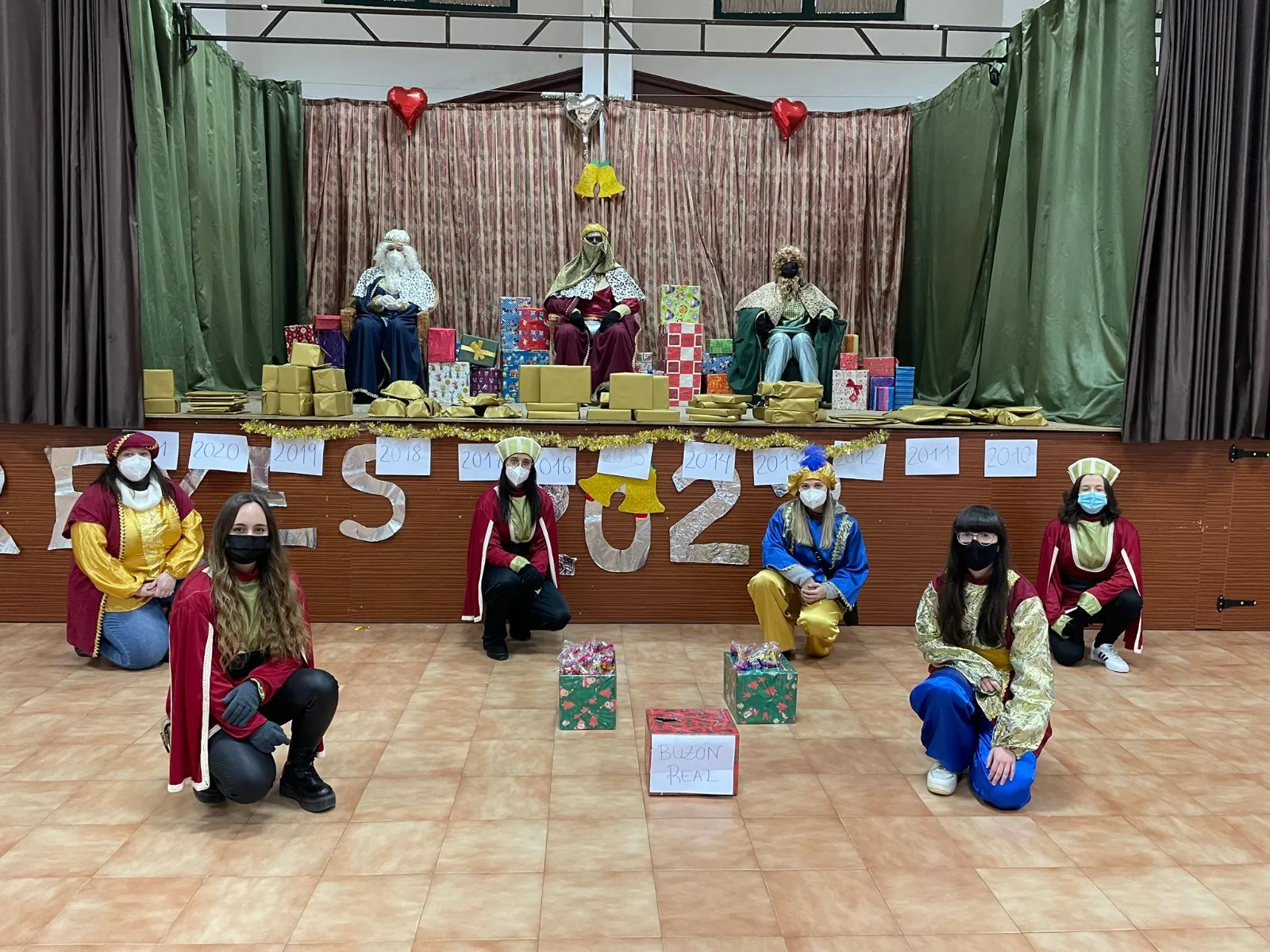 Foto 5 - Melchor, Gaspar y Baltasar llevan la alegr&iacute;a a las calles y los hogares de Villoruela
