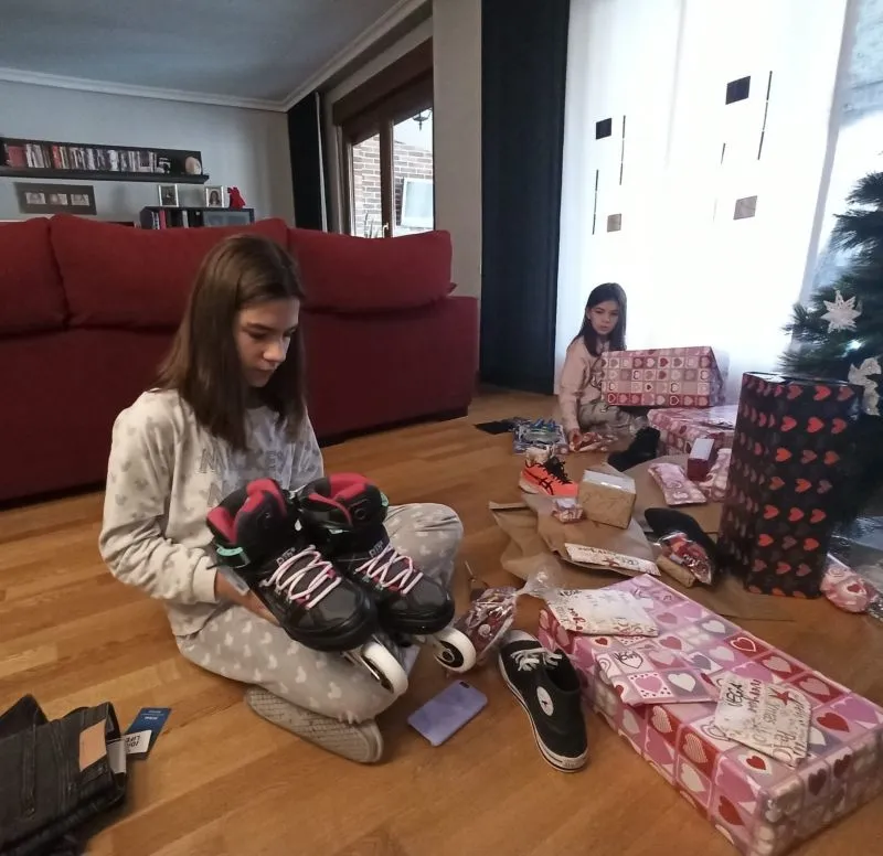 Foto 4 - La ilusi&oacute;n de los regalos en el D&iacute;a de Reyes salmantino