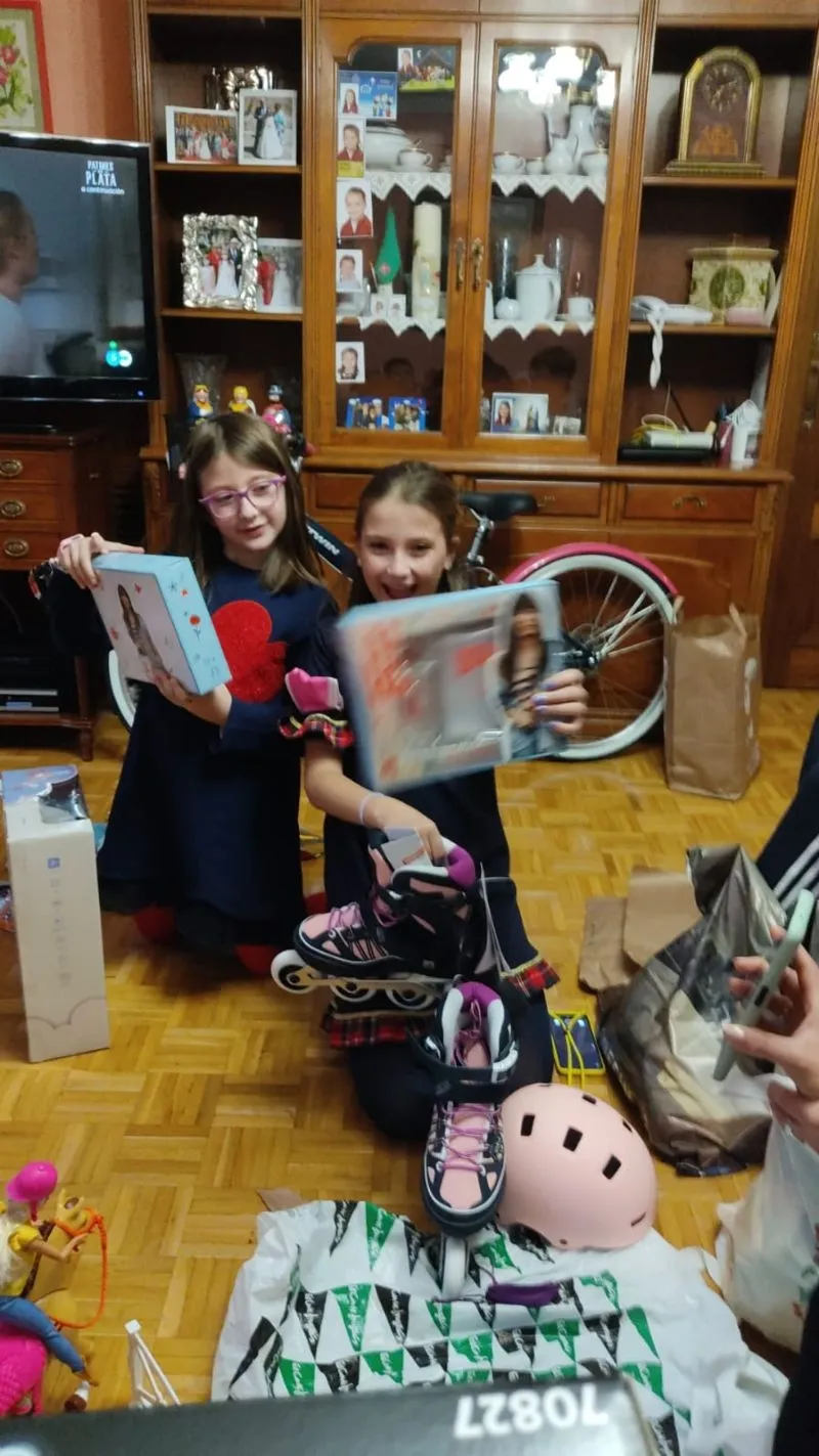 Foto 11 - La ilusi&oacute;n de los regalos en el D&iacute;a de Reyes salmantino