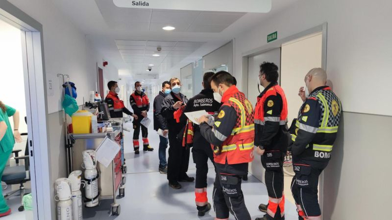 Visita de los Bomberos del Ayuntamiento de Salamanca al nuevo hospital para evaluar riesgos - Ayto. Salamanca