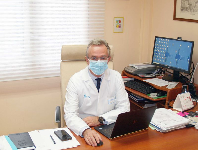 Foto 1 - Dr. Jiménez: “Ha aumentado el número de pacientes con cáncer de pulmón, pero cada vez los diagnósticos son más precoces”
